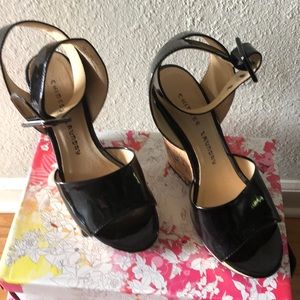 Patent leather cork wedge/platform shoes